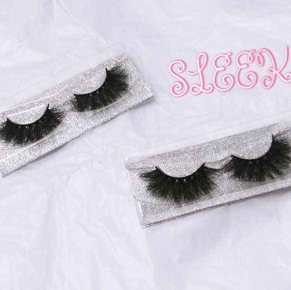 Stripped Mink Lashes - Picture 1 of 1